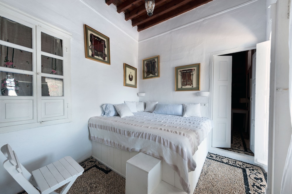 Melenos Art Boutique Hotel — Hotel rooms in Lindos, South Aegean
