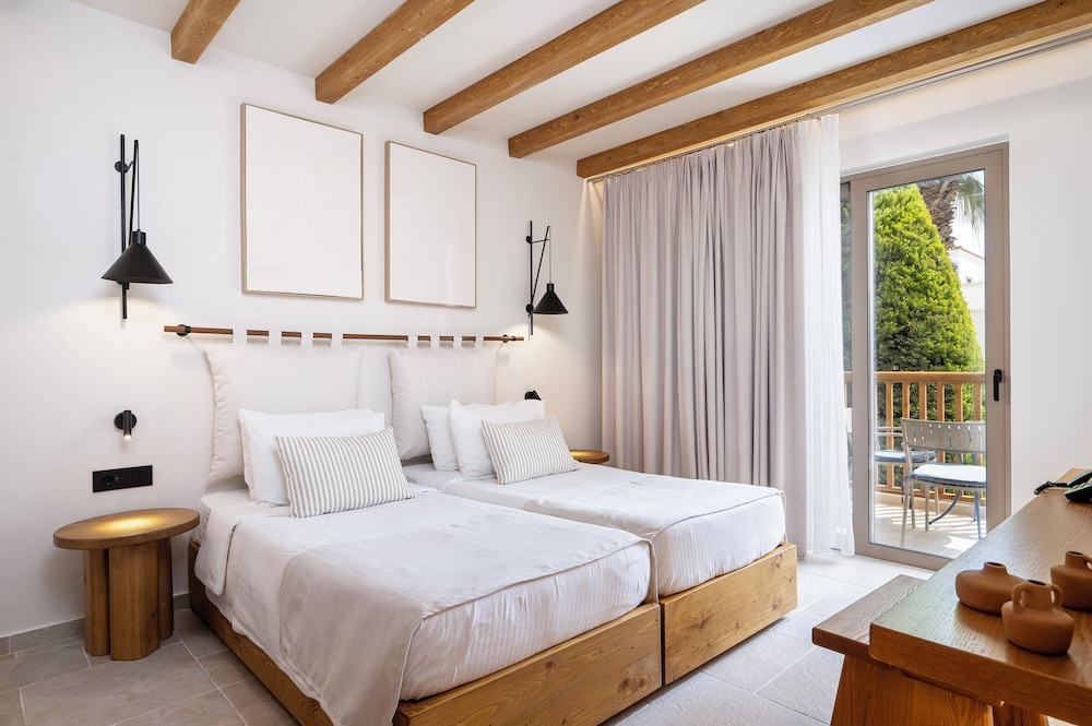 Aegean Houses — Hotel rooms in Kos Town, South Aegean
