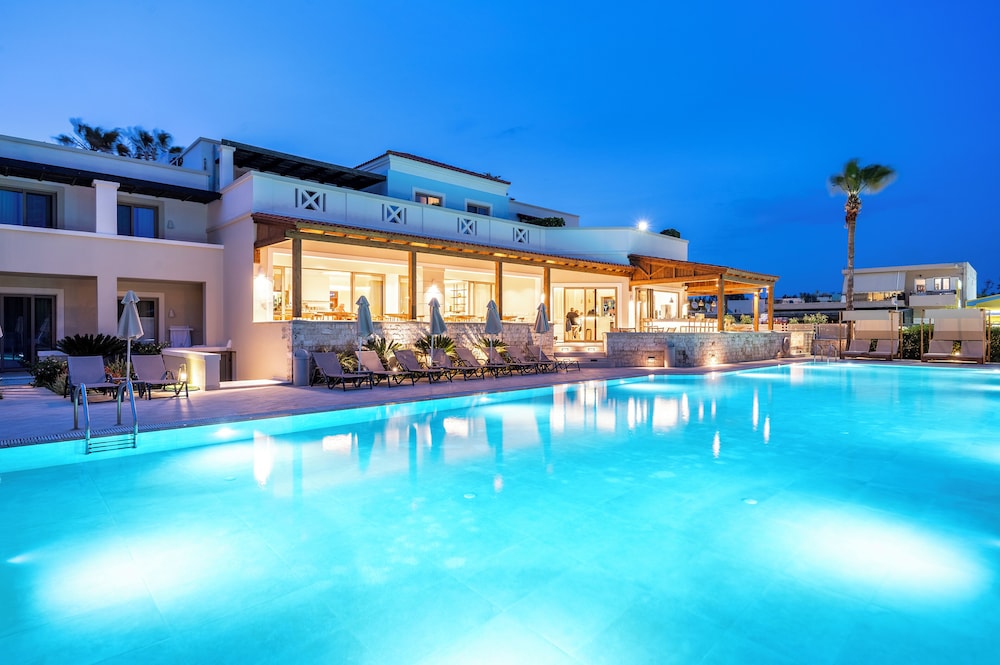 Aegean Houses — Swimming pool in Kos Town, South Aegean