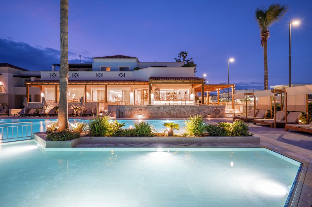 Aegean Houses — Swimming pool in Kos Town, South Aegean