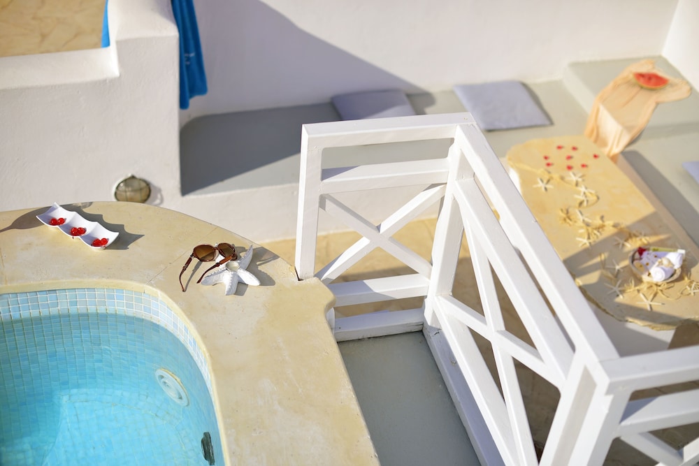 Tamarix del Mar Suites — Spa in Kamari, South Aegean