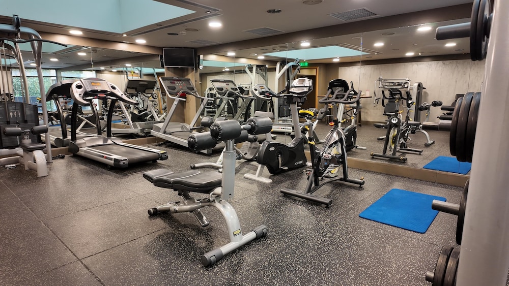 Radisson Blu Park Hotel, Athens — Sports & recreation in Athens, Attica