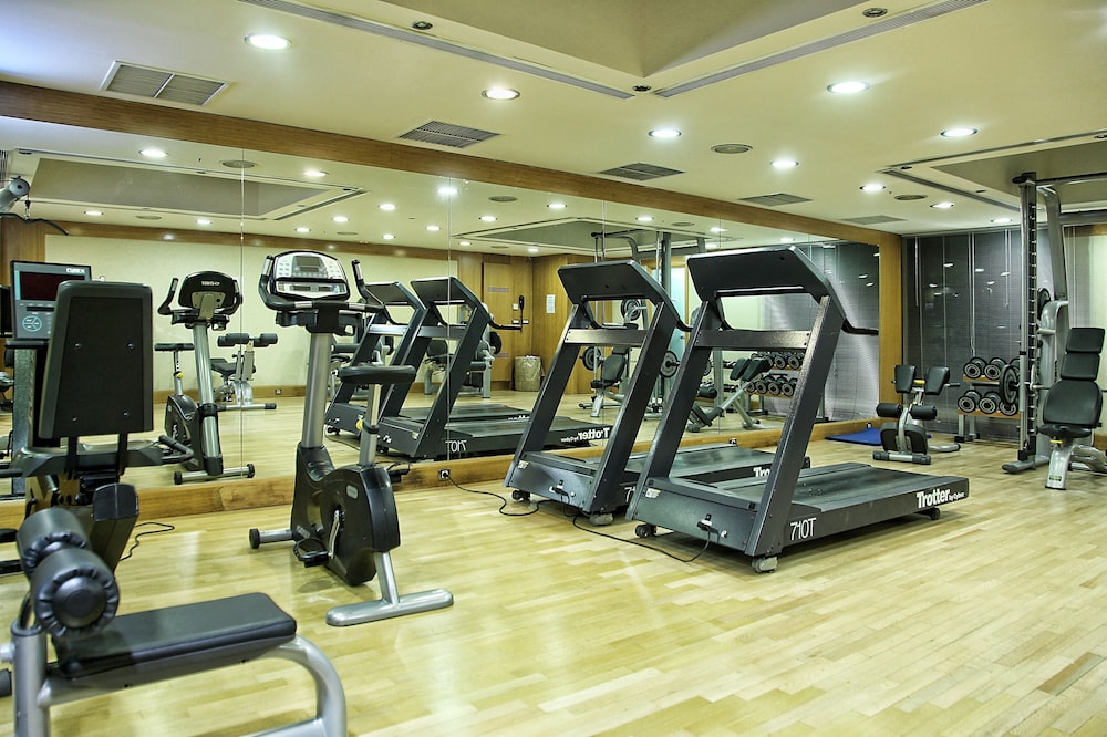 Radisson Blu Park Hotel, Athens — Sports & recreation in Athens, Attica