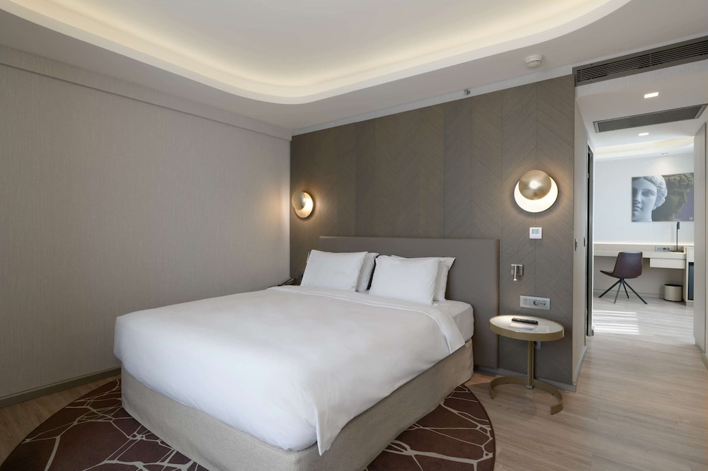Radisson Blu Park Hotel, Athens — Hotel rooms in Athens, Attica