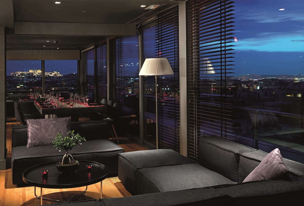 Radisson Blu Park Hotel, Athens — Restaurant & bars in Athens, Attica
