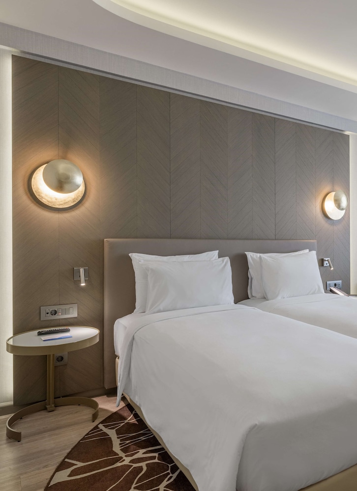Radisson Blu Park Hotel, Athens — Hotel rooms in Athens, Attica