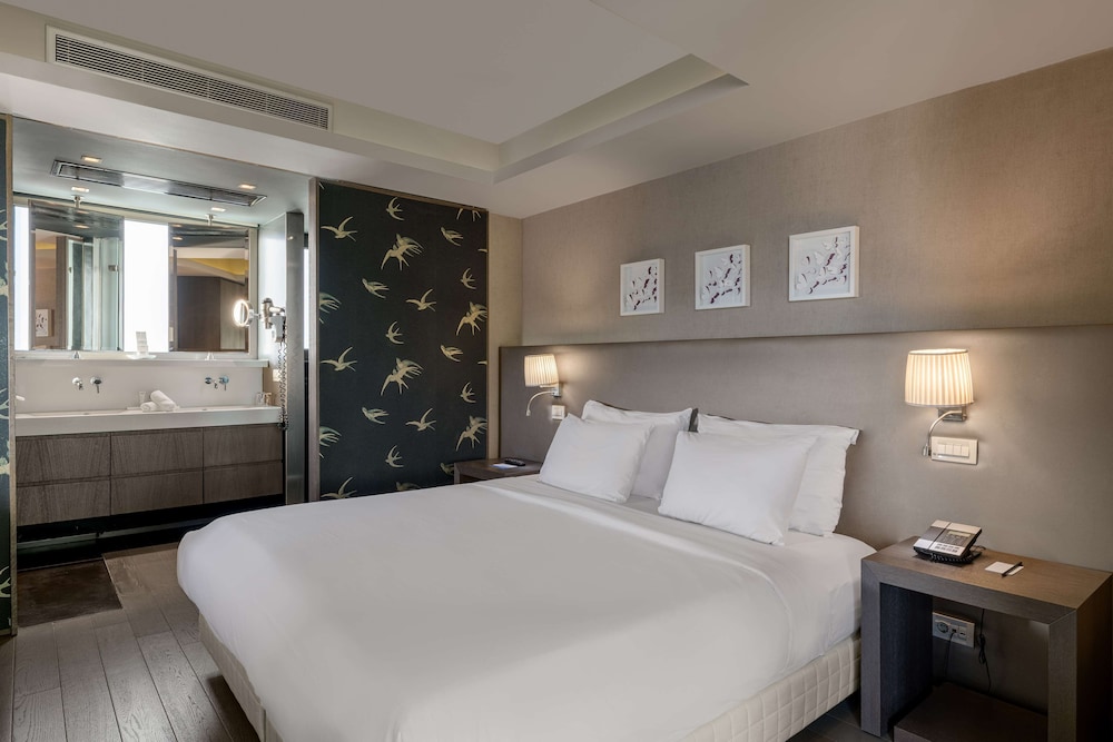 Radisson Blu Park Hotel, Athens — Hotel rooms in Athens, Attica