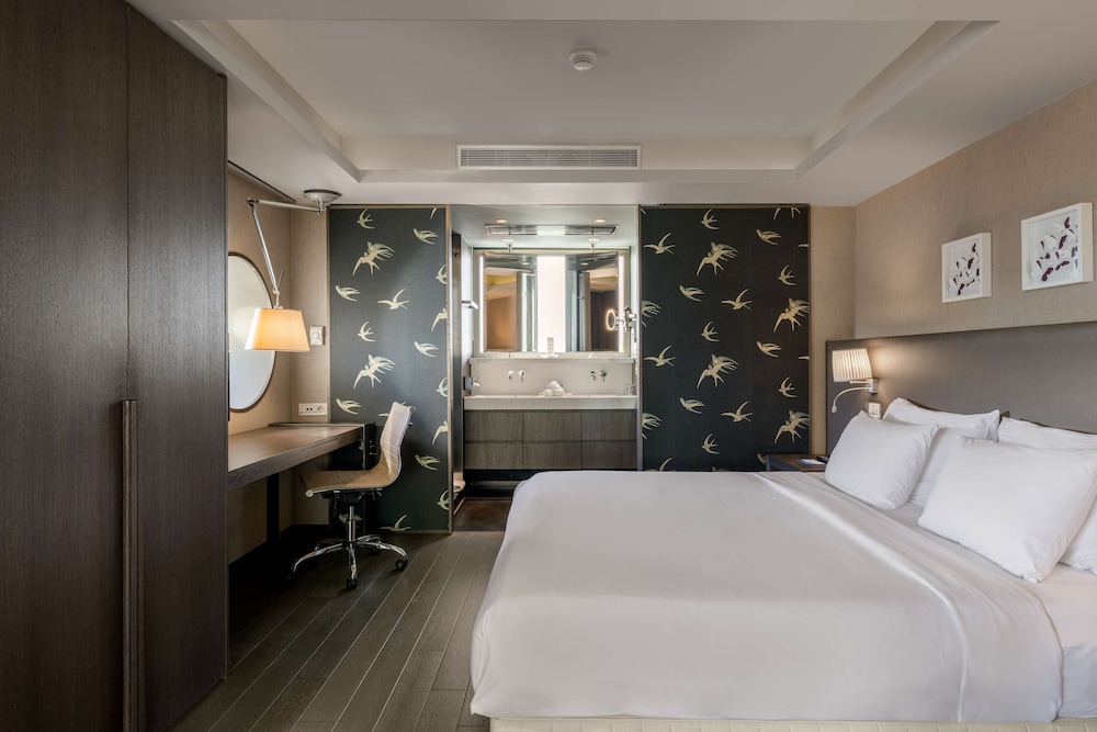 Radisson Blu Park Hotel, Athens — Hotel rooms in Athens, Attica
