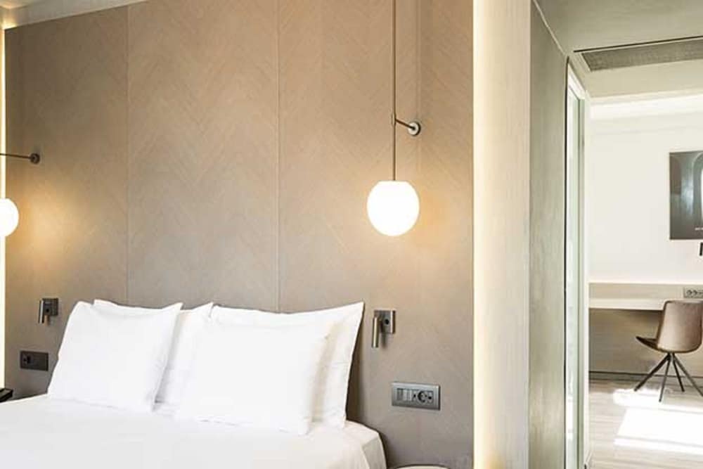 Radisson Blu Park Hotel, Athens — Hotel rooms in Athens, Attica