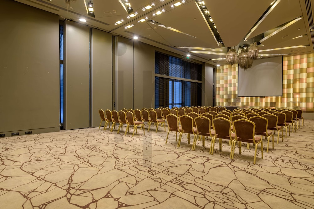 Radisson Blu Park Hotel, Athens — Hotel building in Athens, Attica