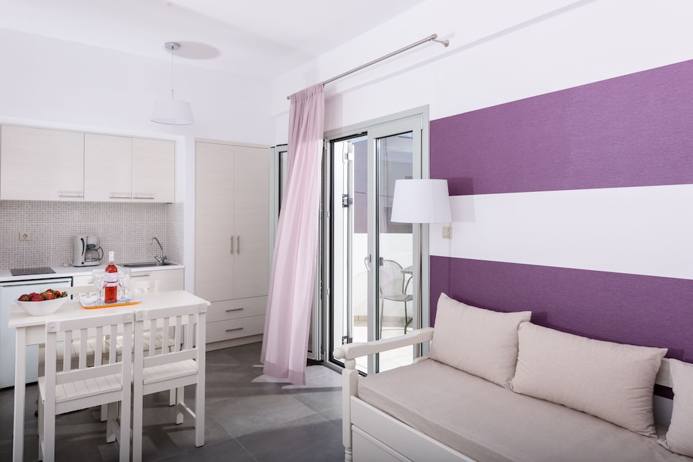 Angela Studios & Apartments — Hotel rooms in Sissi