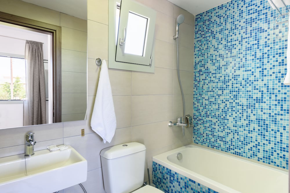 Angela Studios & Apartments — Hotel rooms in Sissi
