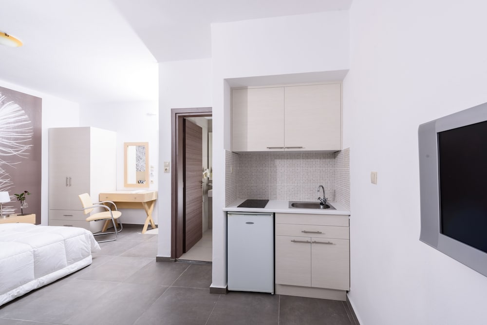 Angela Studios & Apartments — Hotel rooms in Sissi