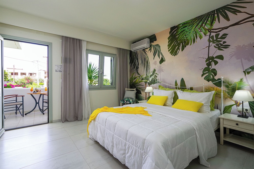 Angela Studios & Apartments — Hotel rooms in Sissi
