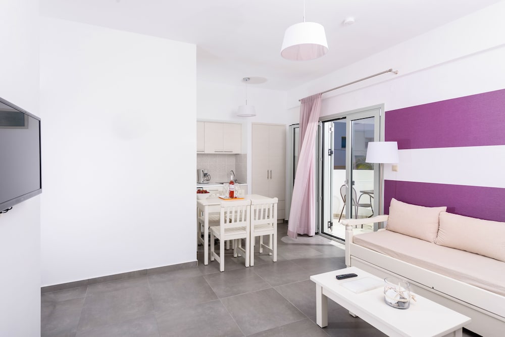 Angela Studios & Apartments — Hotel rooms in Sissi