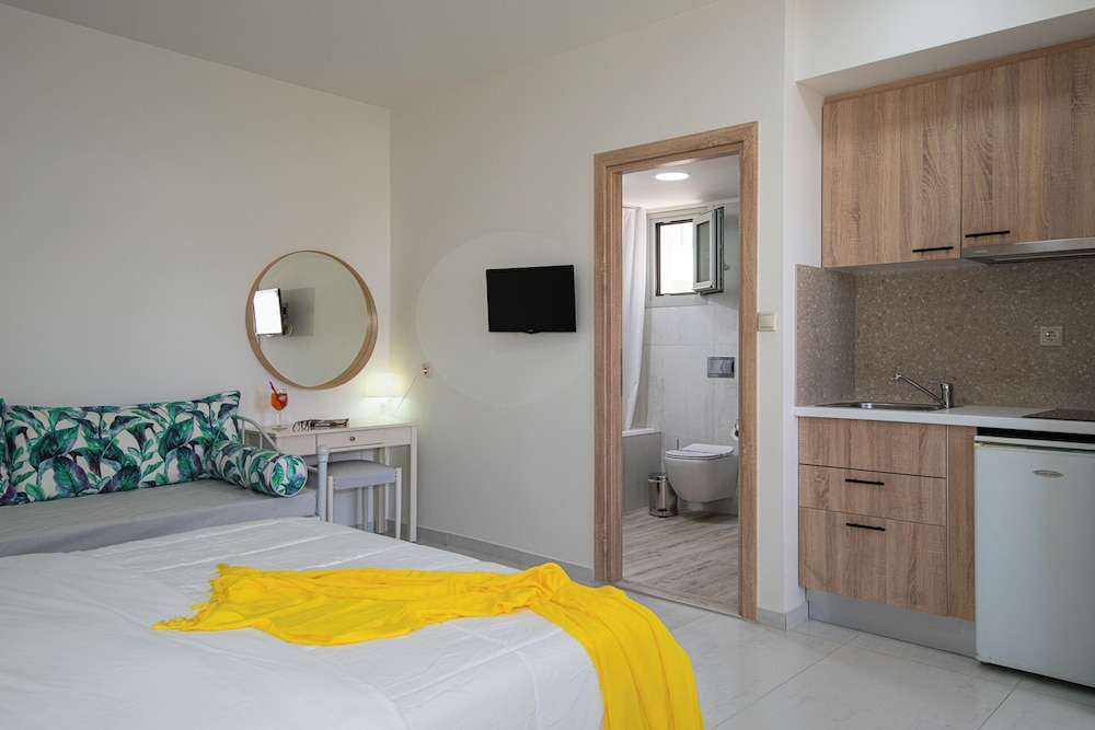 Angela Studios & Apartments — Hotel rooms in Sissi