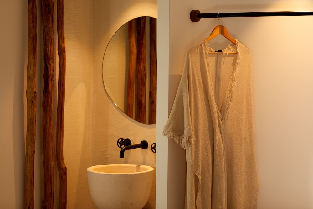 The Syntopia Hotel — Hotel rooms in Rethymnon