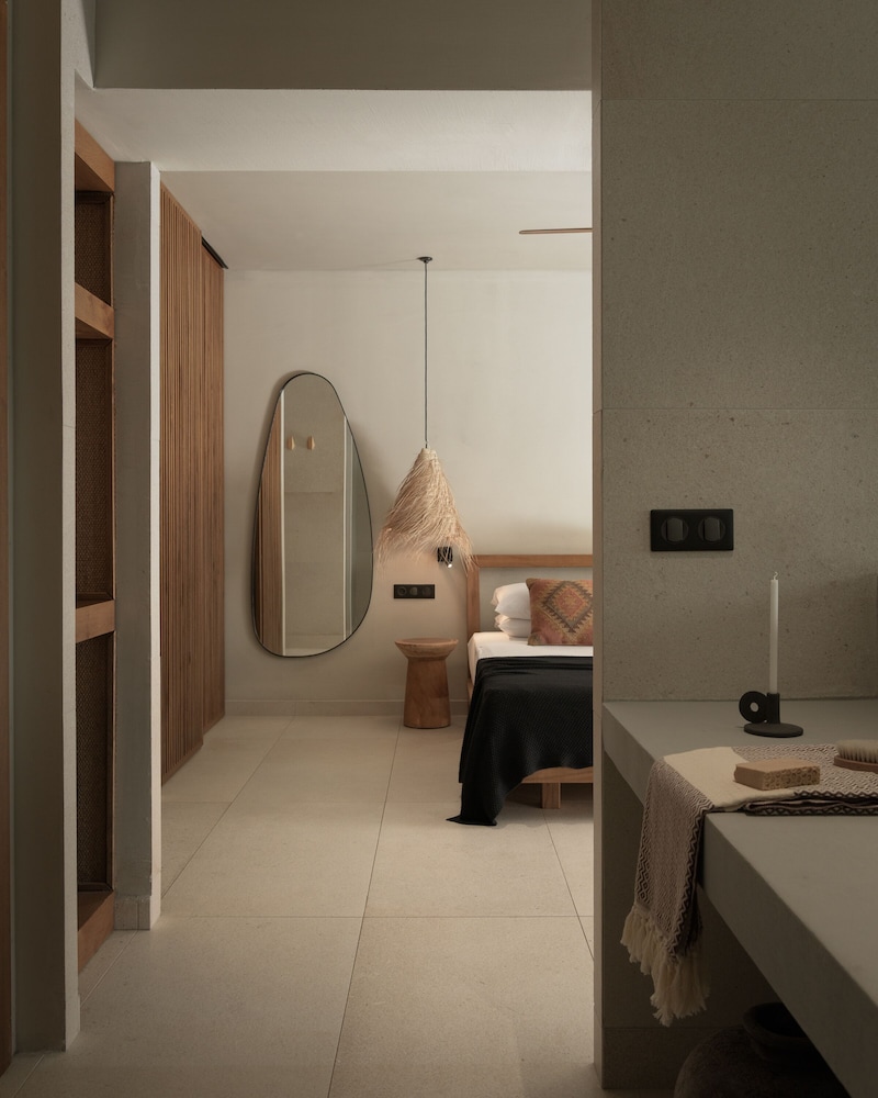 The Syntopia Hotel — Hotel rooms in Rethymnon