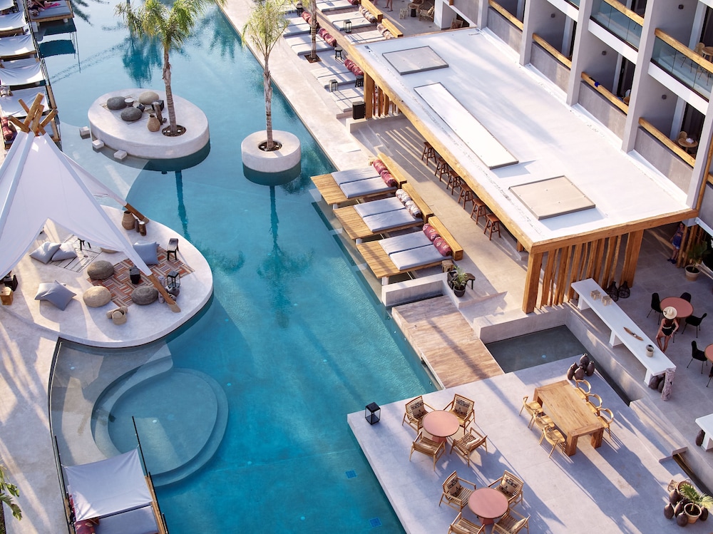 The Syntopia Hotel — Swimming pool in Rethymnon