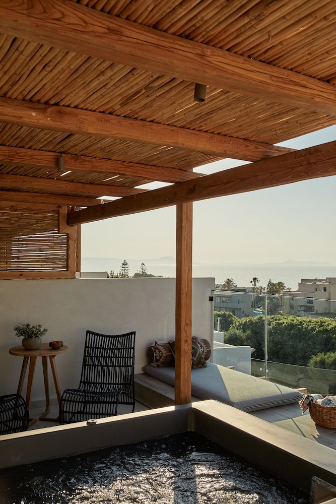 The Syntopia Hotel — Hotel rooms in Rethymnon