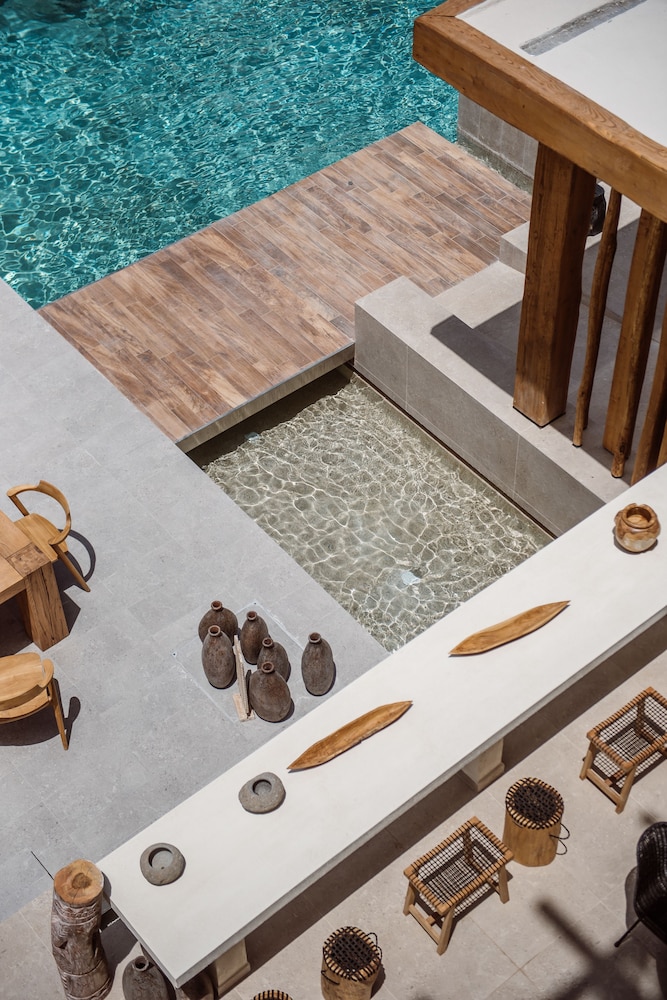 The Syntopia Hotel — Swimming pool in Rethymnon