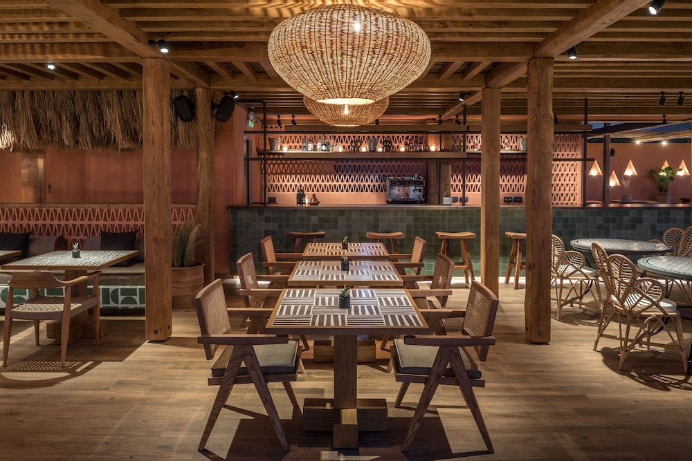 The Syntopia Hotel — Restaurant & bars in Rethymnon