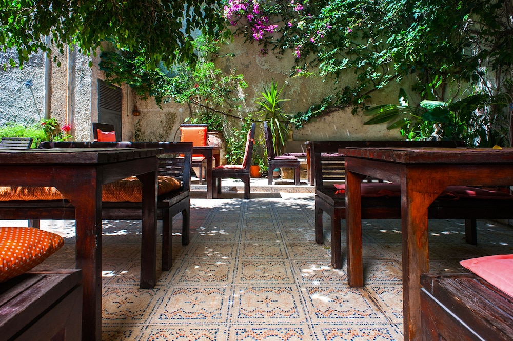 Splanzia — Restaurant & bars in Chania