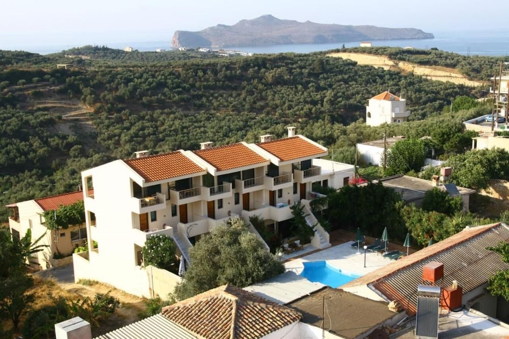 Orestis Hotel Apartments — Hotel building in Chania