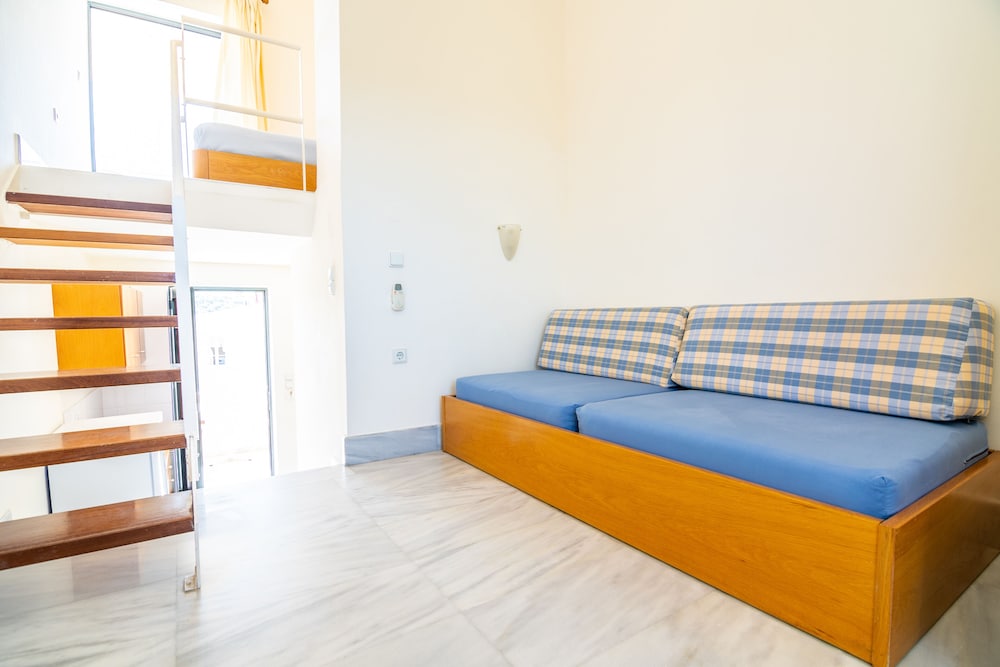 Orestis Hotel Apartments — Hotel rooms in Chania