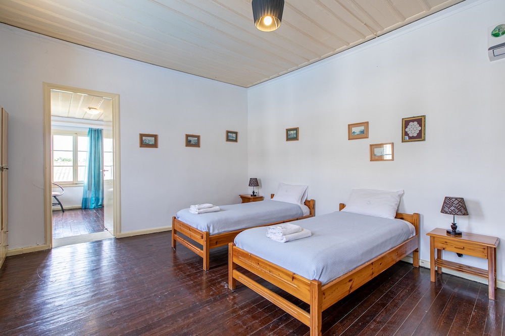 Orestis Hotel Apartments — Hotel rooms in Chania