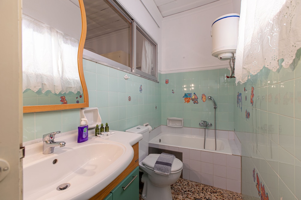 Orestis Hotel Apartments — Hotel rooms in Chania