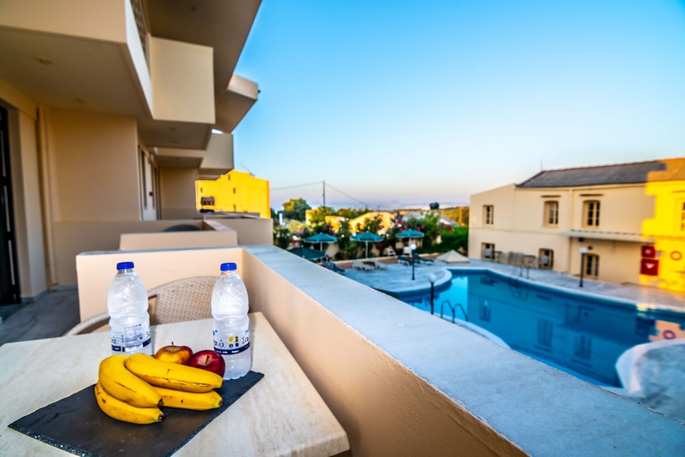 Orestis Hotel Apartments — Swimming pool in Chania