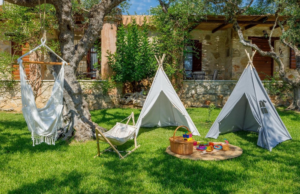 Paliokaliva Village — Attractions for children in Tsilivi, Ionian Islands