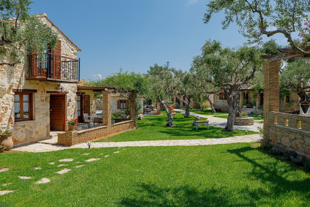 Paliokaliva Village — Hotel building in Tsilivi, Ionian Islands