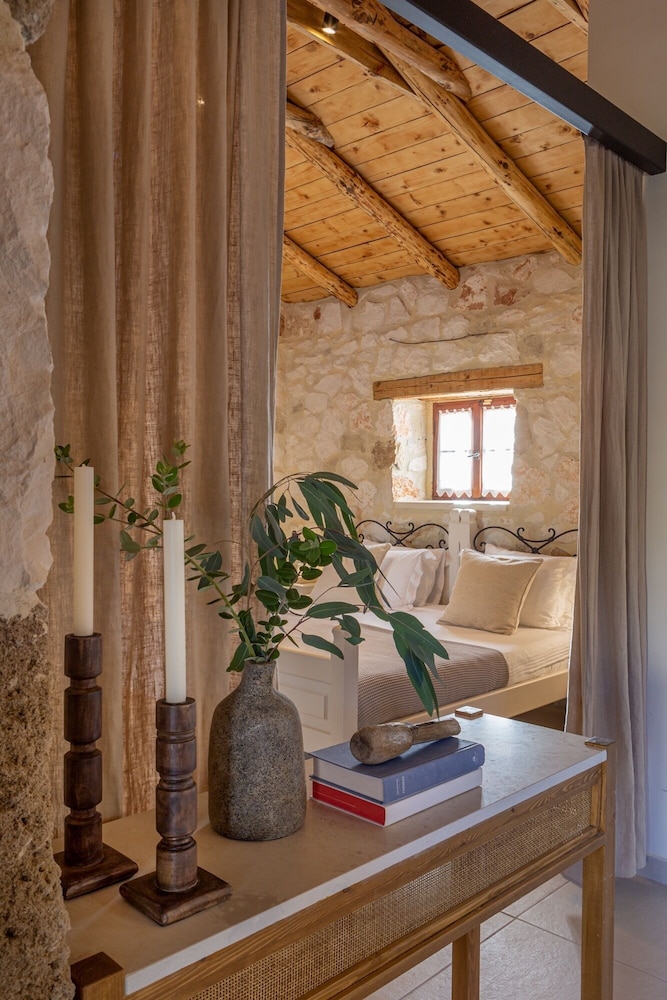 Paliokaliva Village — Hotel rooms in Tsilivi, Ionian Islands