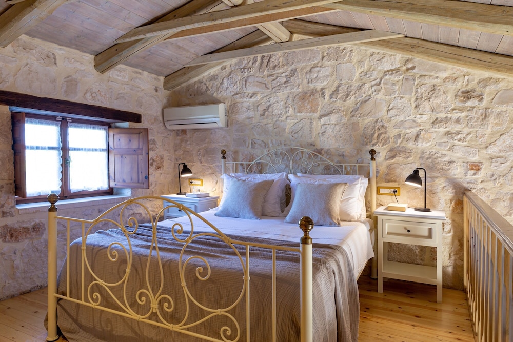 Paliokaliva Village — Hotel rooms in Tsilivi, Ionian Islands