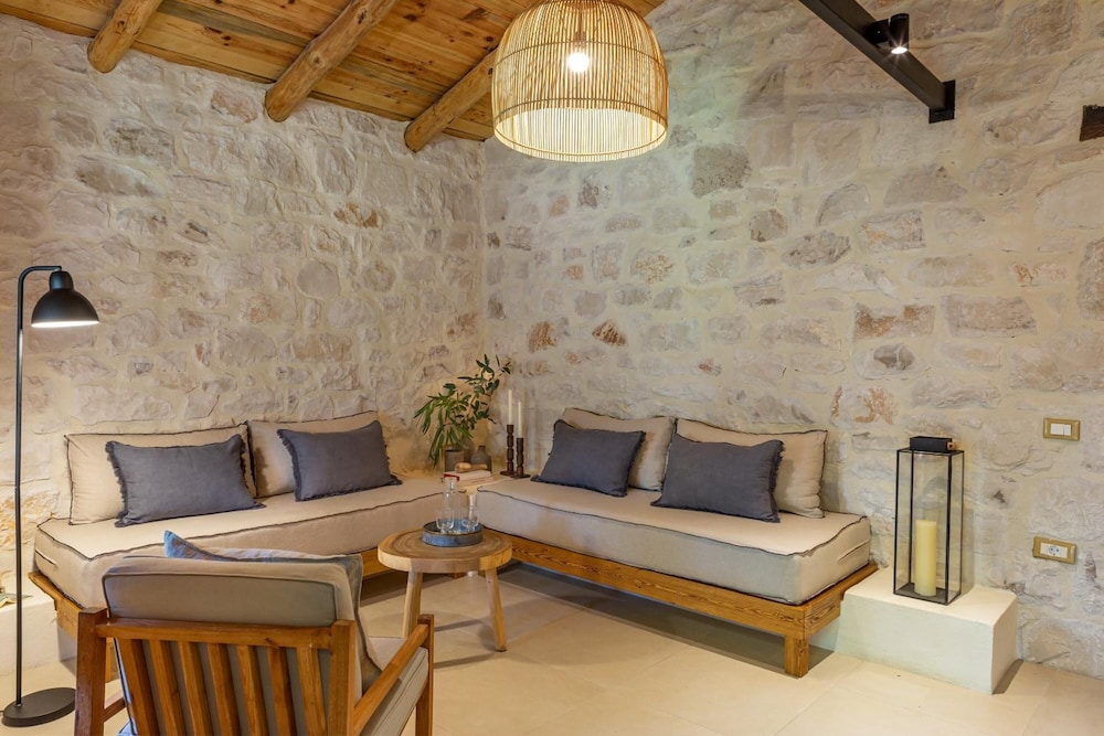 Paliokaliva Village — Hotel rooms in Tsilivi, Ionian Islands