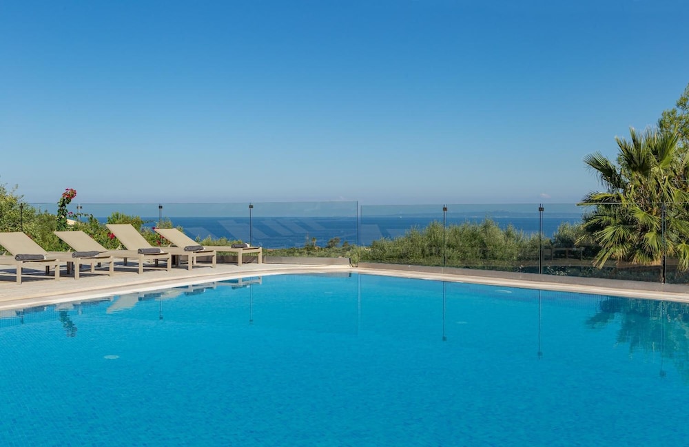 Paliokaliva Village — Swimming pool in Tsilivi, Ionian Islands