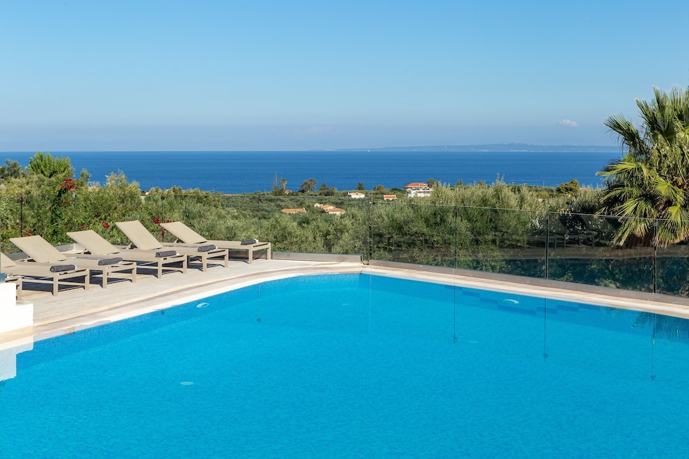Paliokaliva Village — Swimming pool in Tsilivi, Ionian Islands