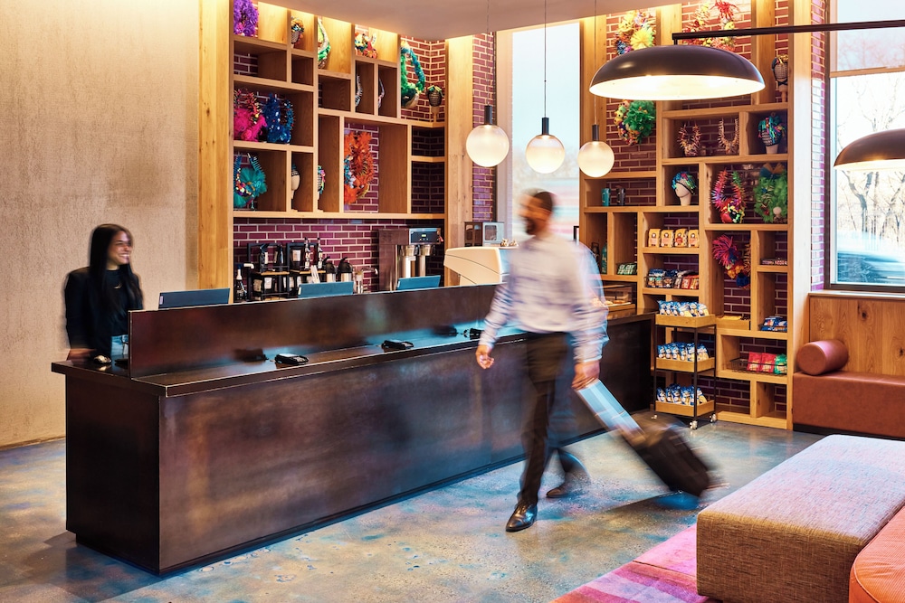 Radio Hotel — Restaurant & bars in New York City, New York State