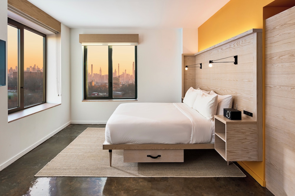 Radio Hotel — Hotel rooms in New York City, New York State