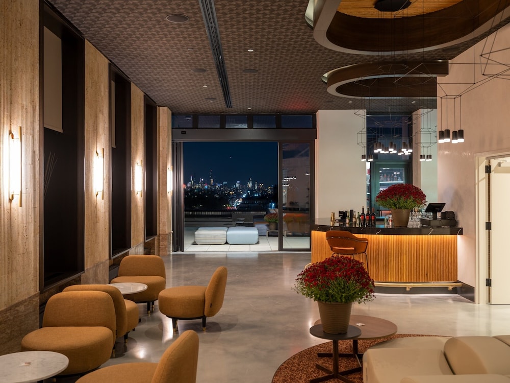 Radio Hotel — Restaurant & bars in New York City, New York State