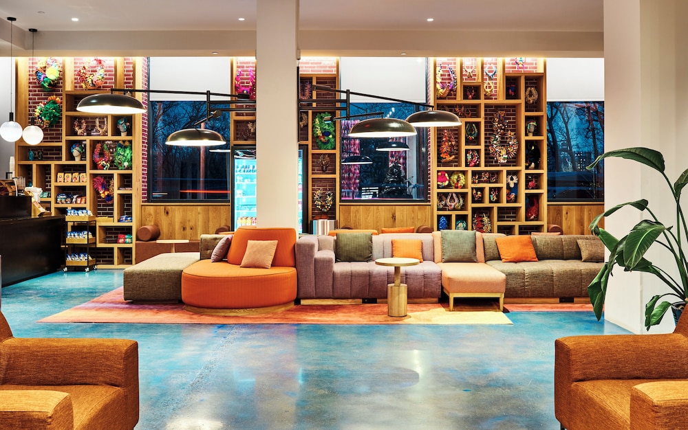 Radio Hotel — Restaurant & bars in New York City, New York State