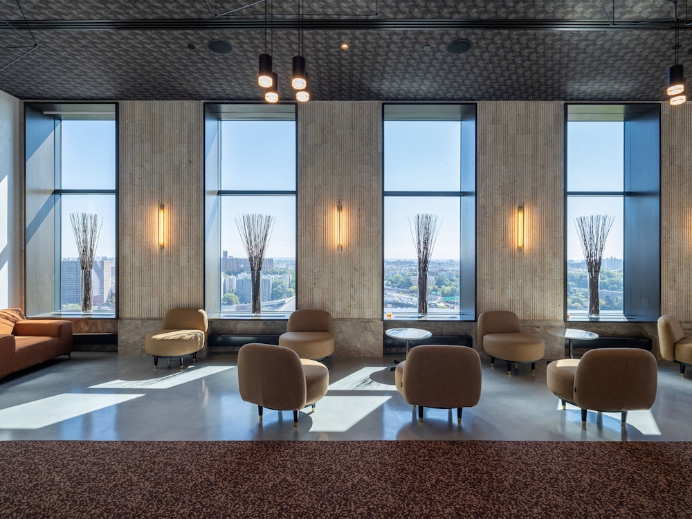 Radio Hotel — Restaurant & bars in New York City, New York State