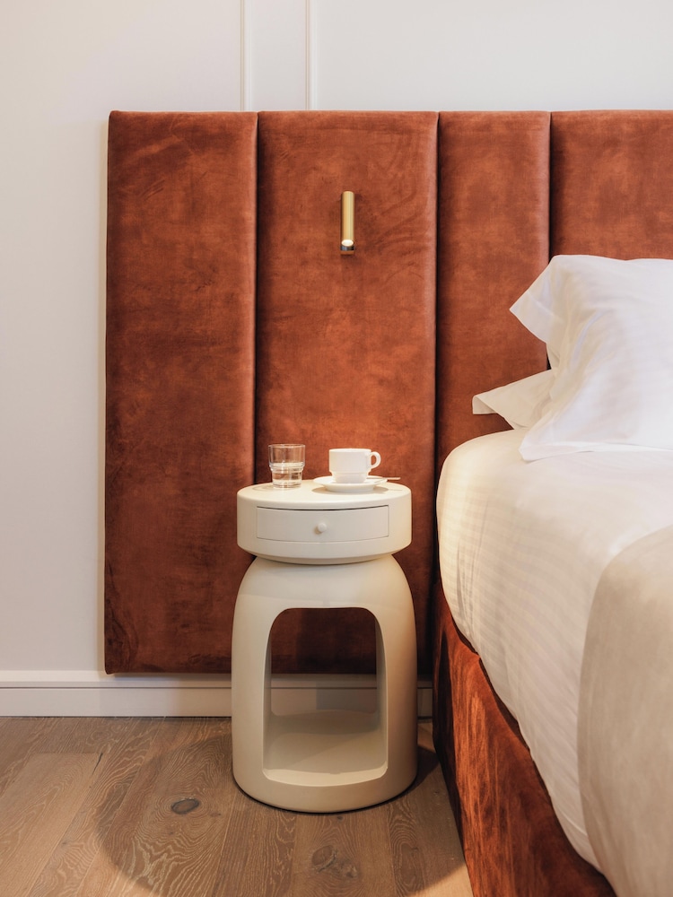 Bella Venezia — Hotel rooms in Corfu Town, Ionian Islands