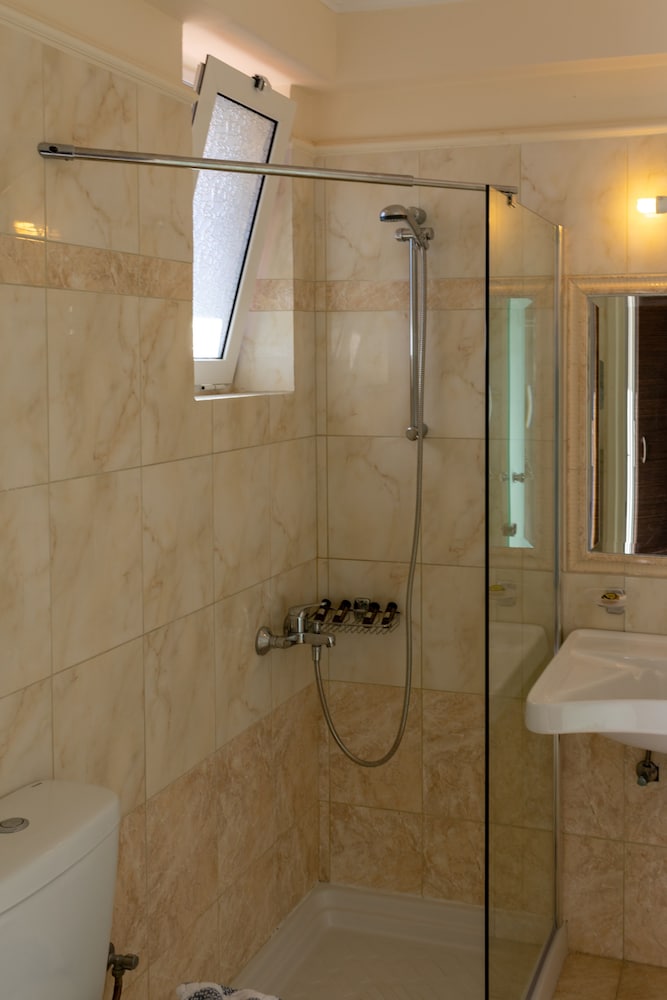 Zante Pantheon Hotel — Hotel rooms in Tsilivi, Ionian Islands