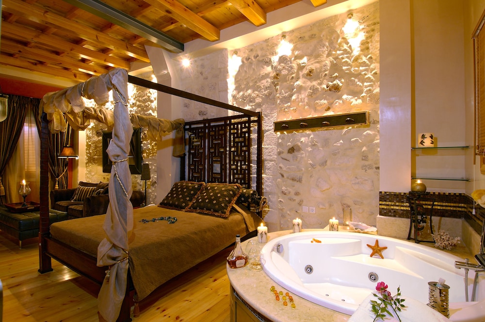 Avli Lounge Apartments — Hotel rooms in Rethymnon