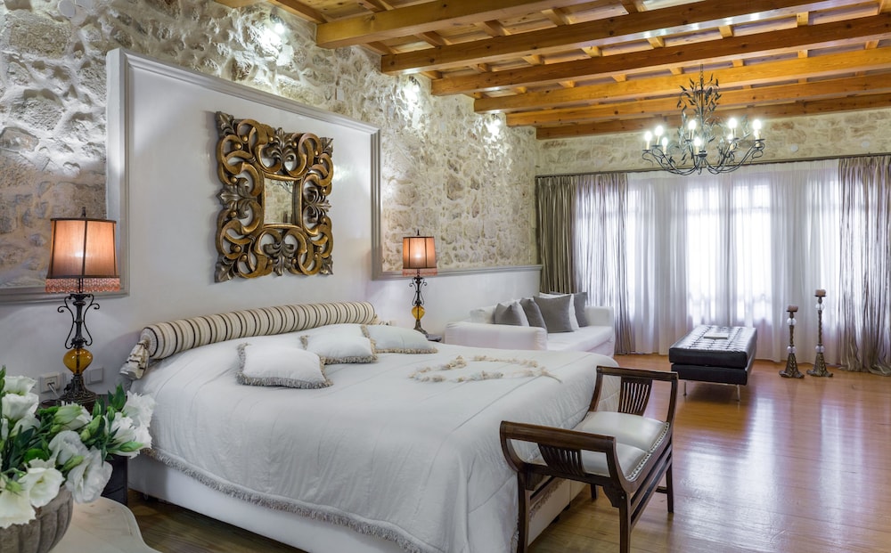 Avli Lounge Apartments — Hotel rooms in Rethymnon