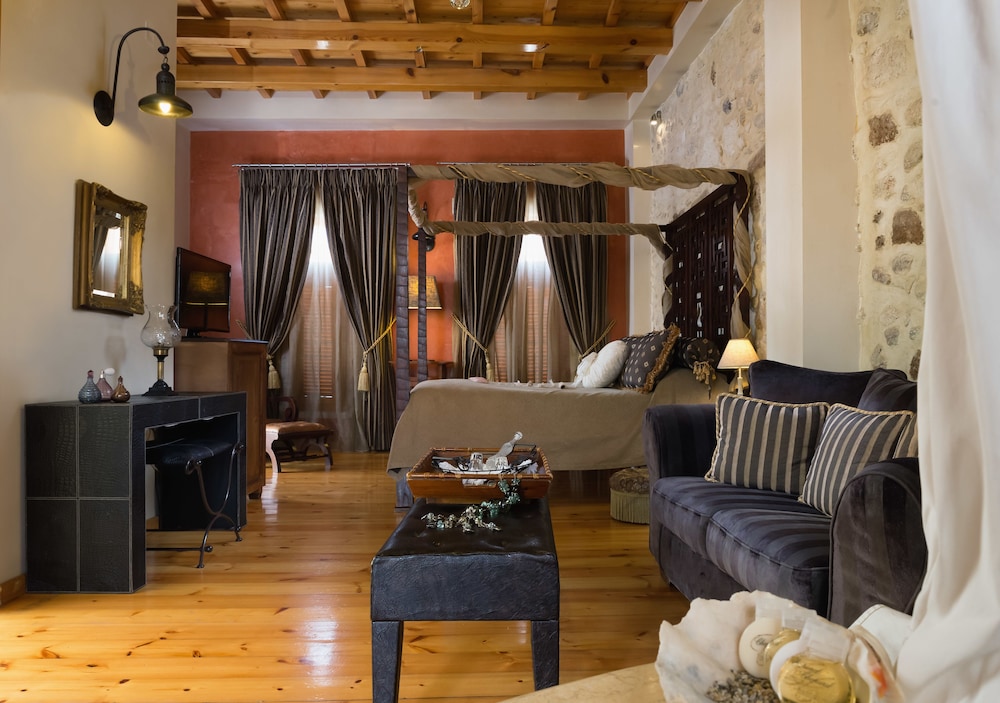 Avli Lounge Apartments — Hotel rooms in Rethymnon
