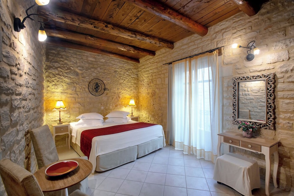Hotel Casa Moazzo — Hotel rooms in Rethymnon